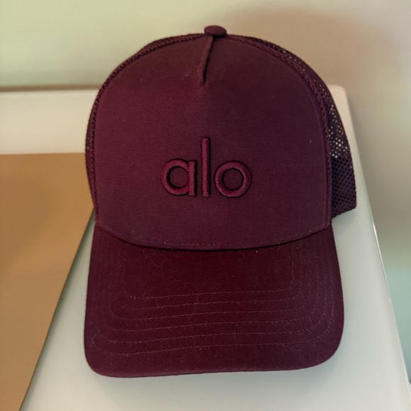 ALO Yoga Accessories - Alo Trucker Hat burgundy mesh cap accessories rare
Sold
Out